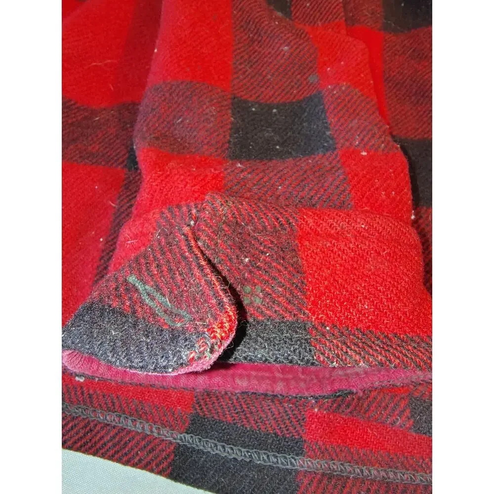 Vintage Johnson Woolen Mills Double Cape Hunting Jacket Red/Black Plaid 40/42
